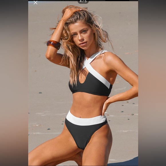 New! Black/White Colorblock Wrap Top & Extra Cheeky Bikini Swimsuit Size Large - Picture 1 of 12